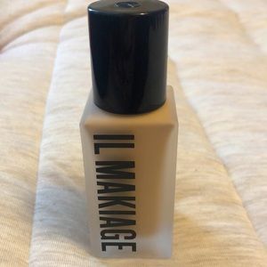 Il Makiage Woke Up Like This Foundation 020